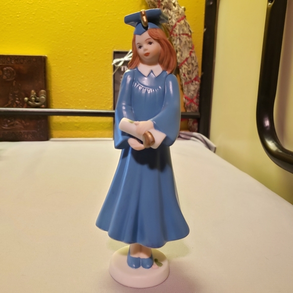 Vtg Graduation Growing Up Girls By Enesco - Picture 4 of 8